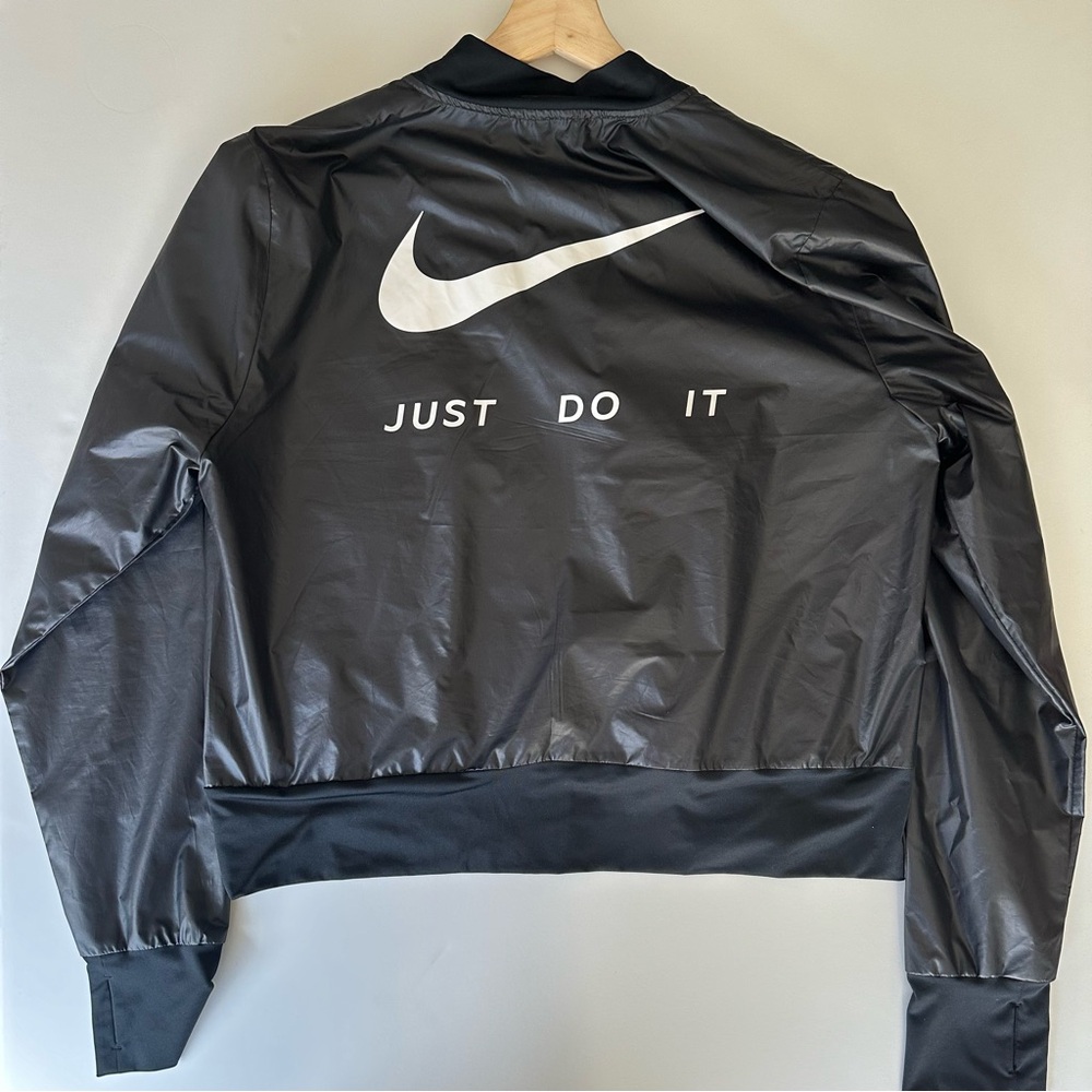 Nike Women’s Ripstop Jacket